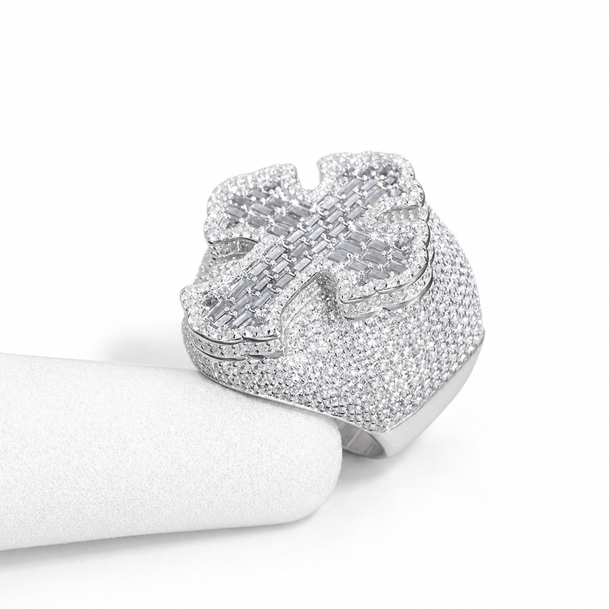 Micro Baguette lris Cross Ring