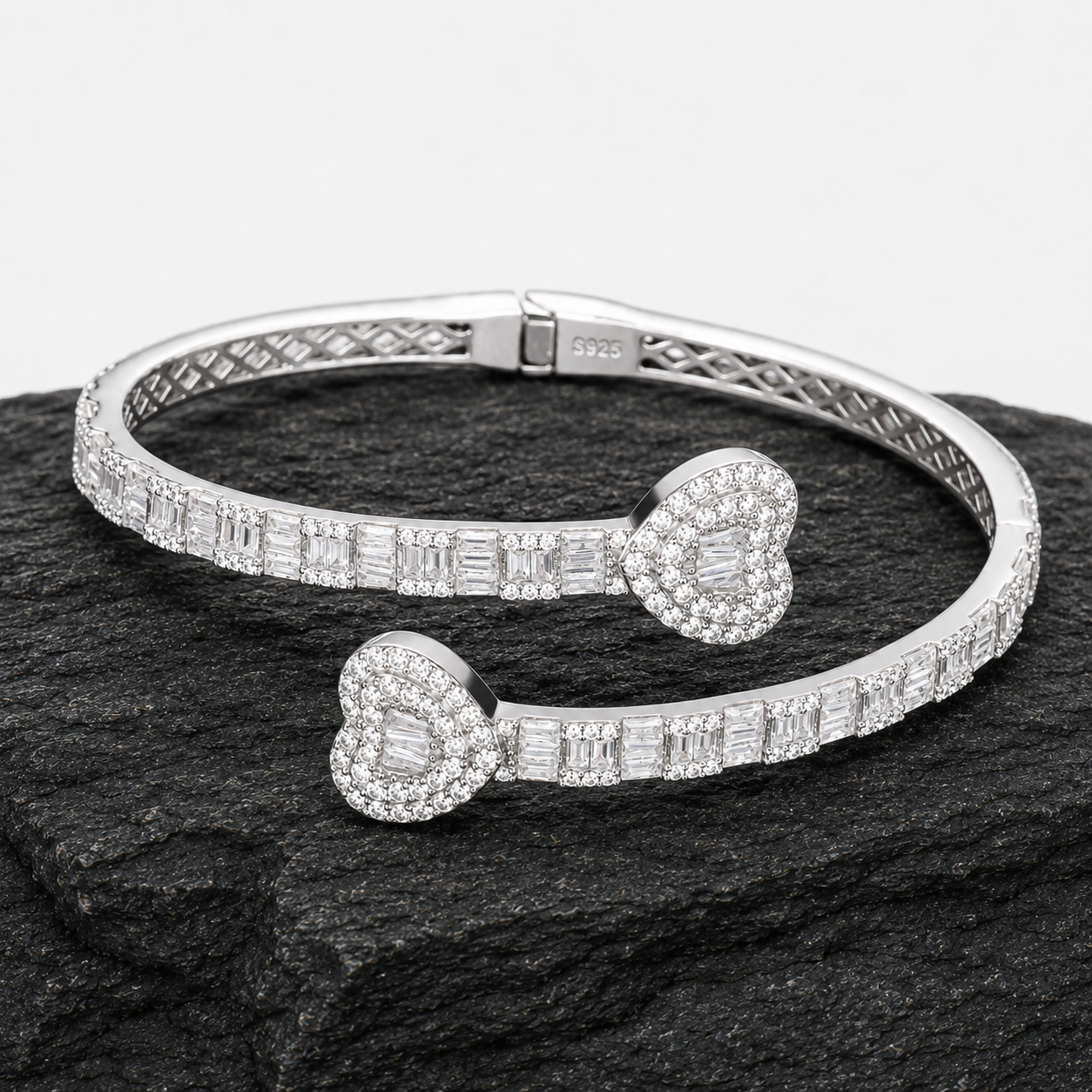 5mm Baguette Heart Bracelet Bangle