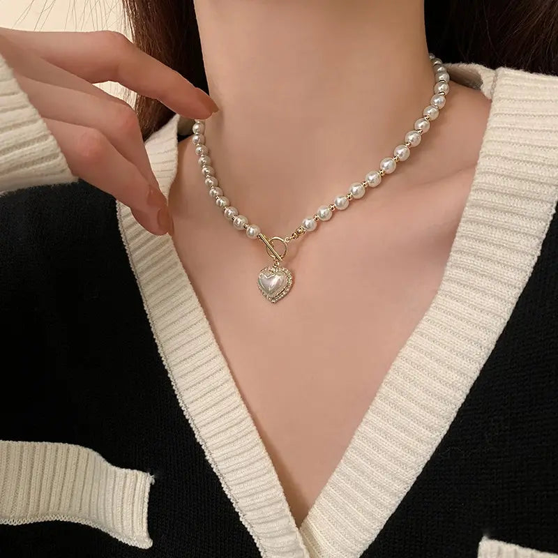 Elegant Heart Pearl Necklace