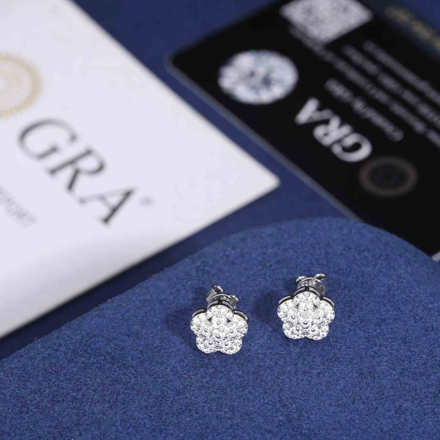 gold stud earrings for women
